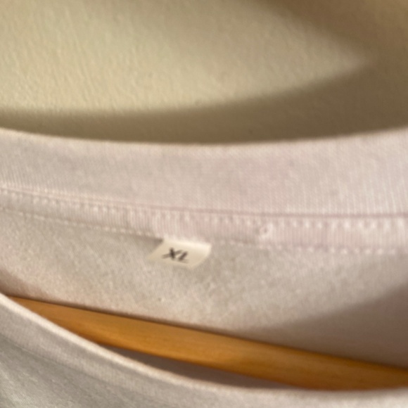 Mens XL extra Large Budweiser FIFA 2022 Tshirt white in excellent condition - Picture 6 of 7